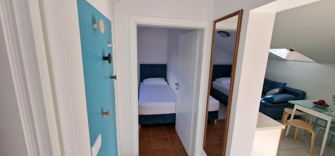 Apartmani Eladora Biograd Na Moru Buitenkant foto