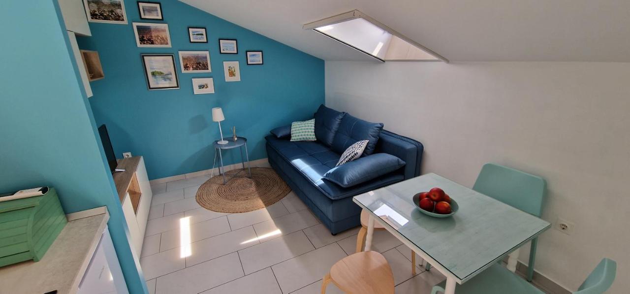 Apartmani Eladora Biograd Na Moru Buitenkant foto