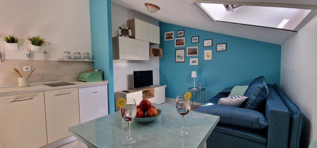 Apartmani Eladora Biograd Na Moru Buitenkant foto